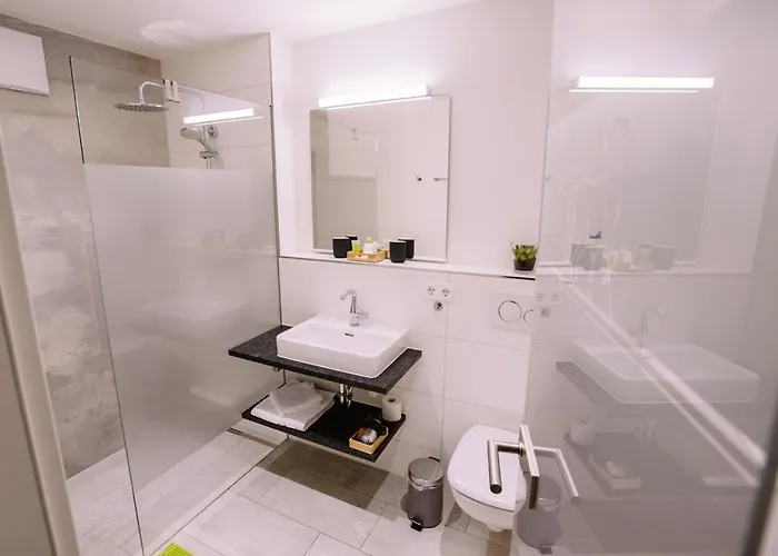 ホテル Restaurant Lamm Rosswag 2*